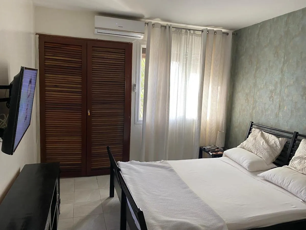 Appartement A Mermoz, Nettoyage Journalier Gratuit 다카르